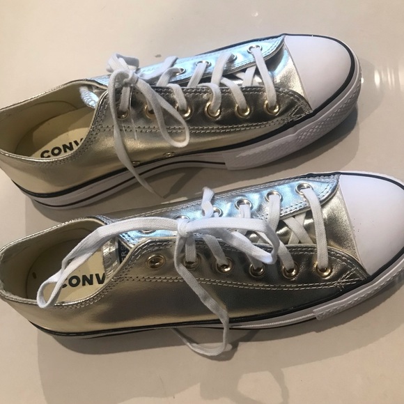 Converse All Star Gold Metallic Sneakers NWOT - Picture 2 of 4